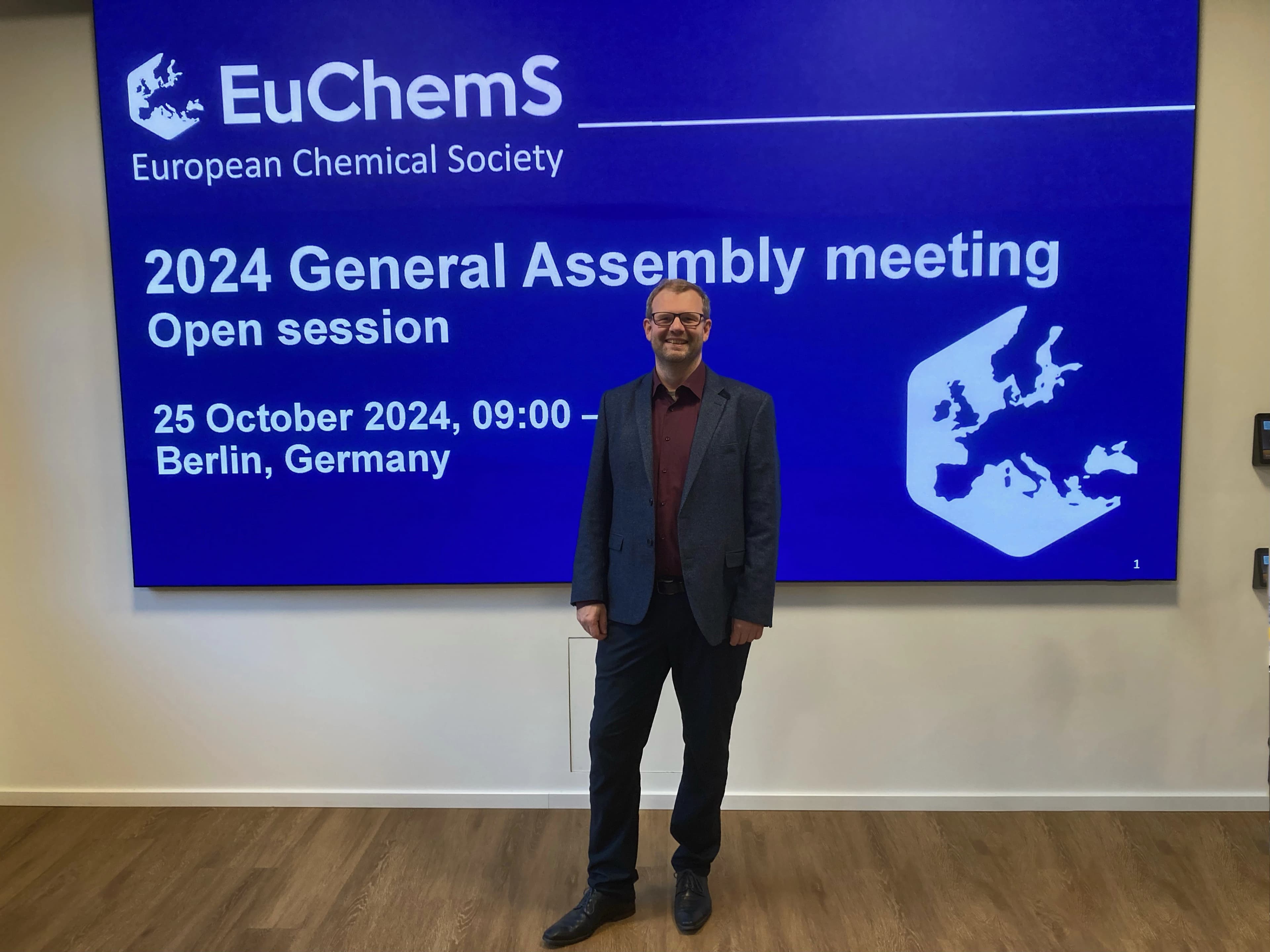 Tom Kinzel ins EuChemS Executive Board gewählt